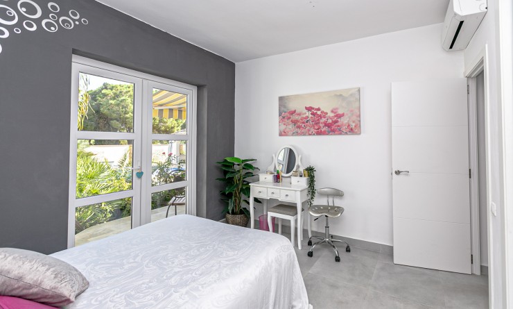 Wederverkoop - Villa - Campoamor - Lomas de Don Juan