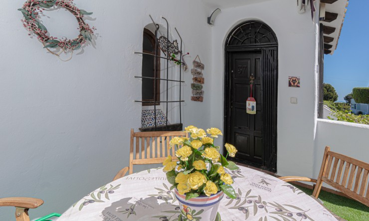 Wederverkoop - Semi Detached Villa - Villamartin - Fortuna