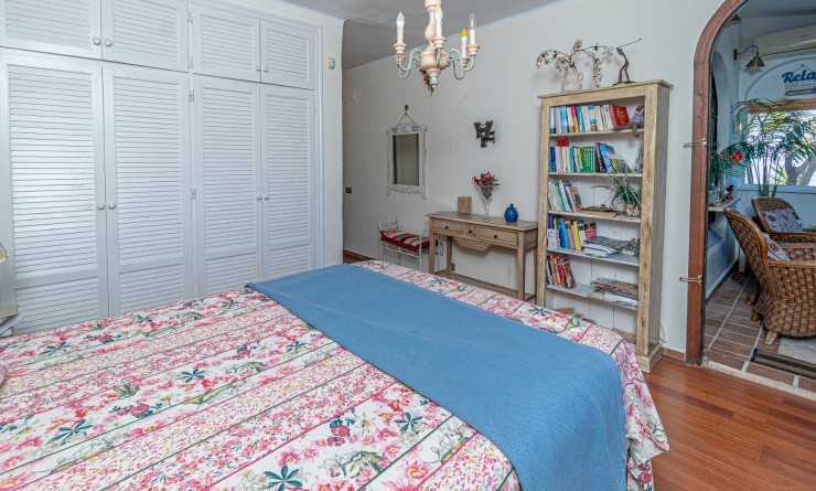 Wederverkoop - Semi Detached Villa - Villamartin - Fortuna