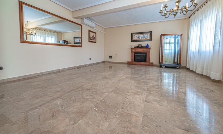 Revente - Semi Detached Villa - Torrevieja - El Chaparral