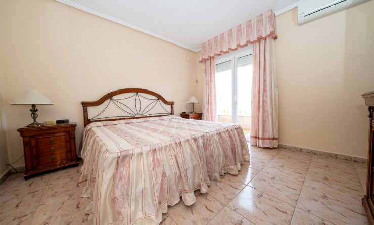 Revente - Semi Detached Villa - Torrevieja - El Chaparral