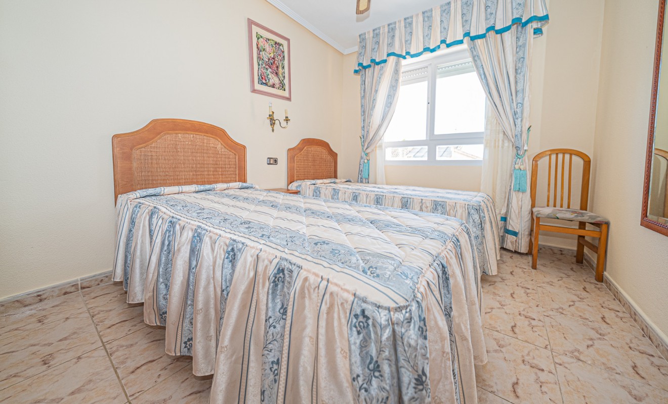 Revente - Semi Detached Villa - Torrevieja - El Chaparral