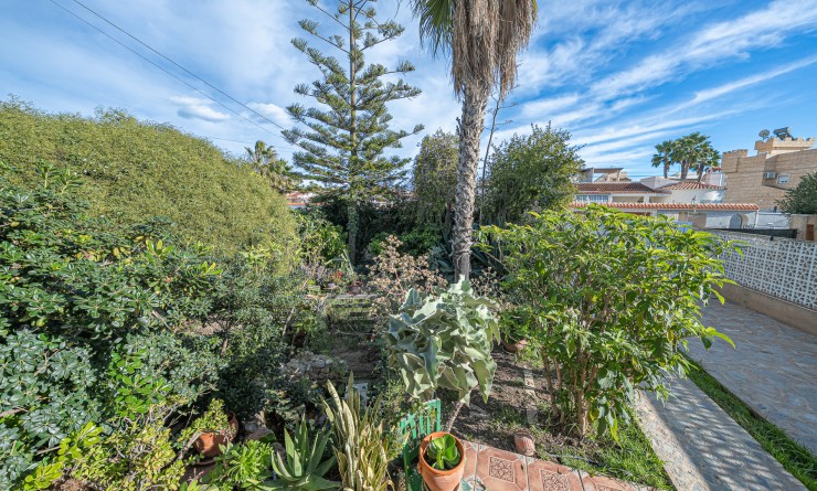 Revente - Semi Detached Villa - Torrevieja - El Chaparral