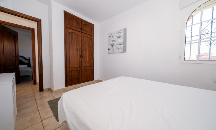 Wederverkoop - Villa - Playa Flamenca - Sportcentre