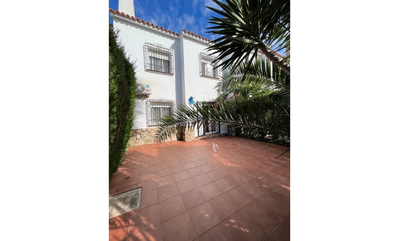 Wederverkoop - Herenhuis - Denia - Les Marines - Las Marinas
