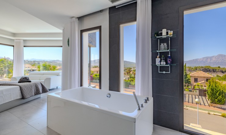 Wederverkoop - Villa - Jávea - Cansalades