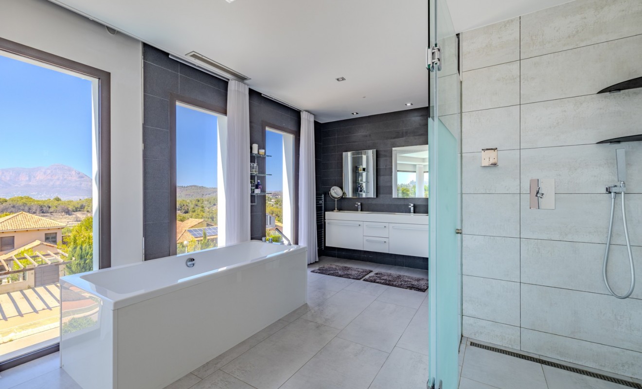 Wederverkoop - Villa - Jávea - Cansalades