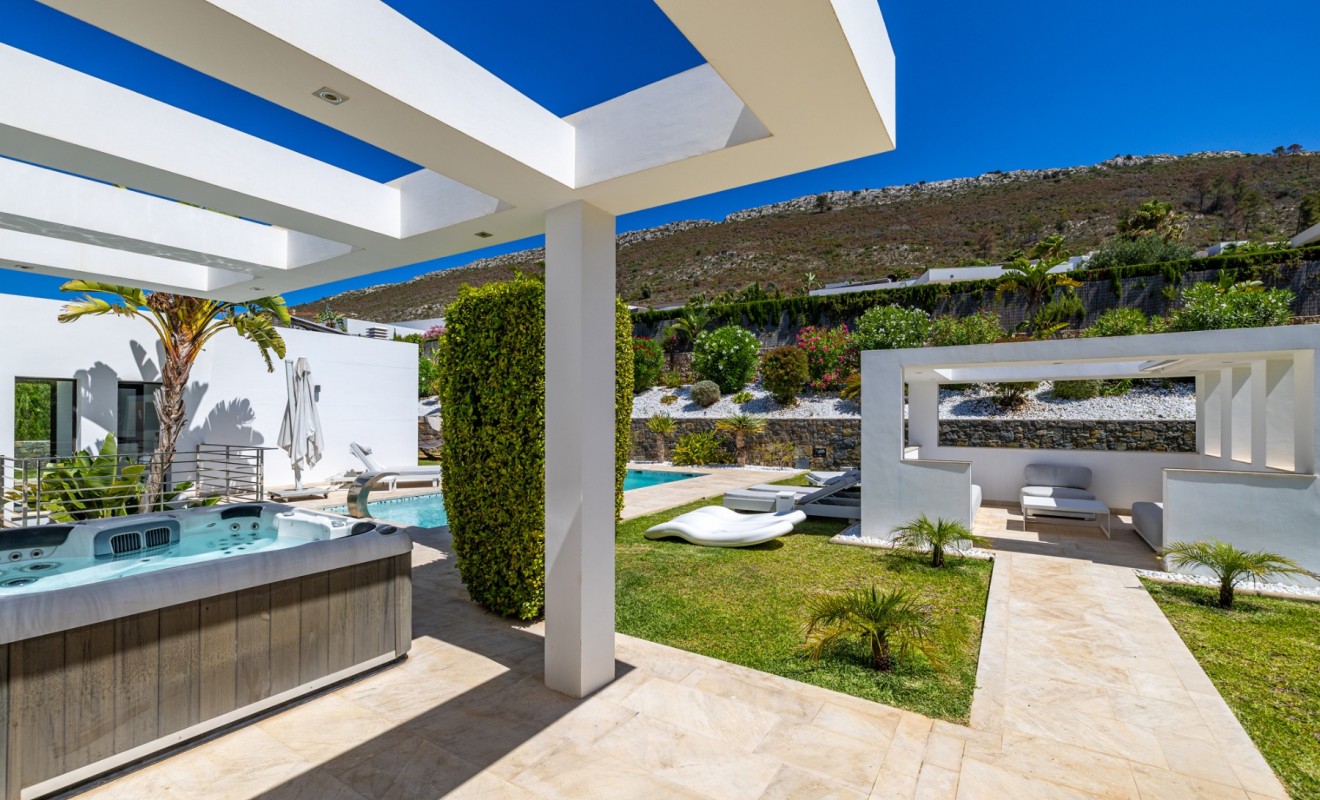 Wederverkoop - Villa - Jávea - Cansalades