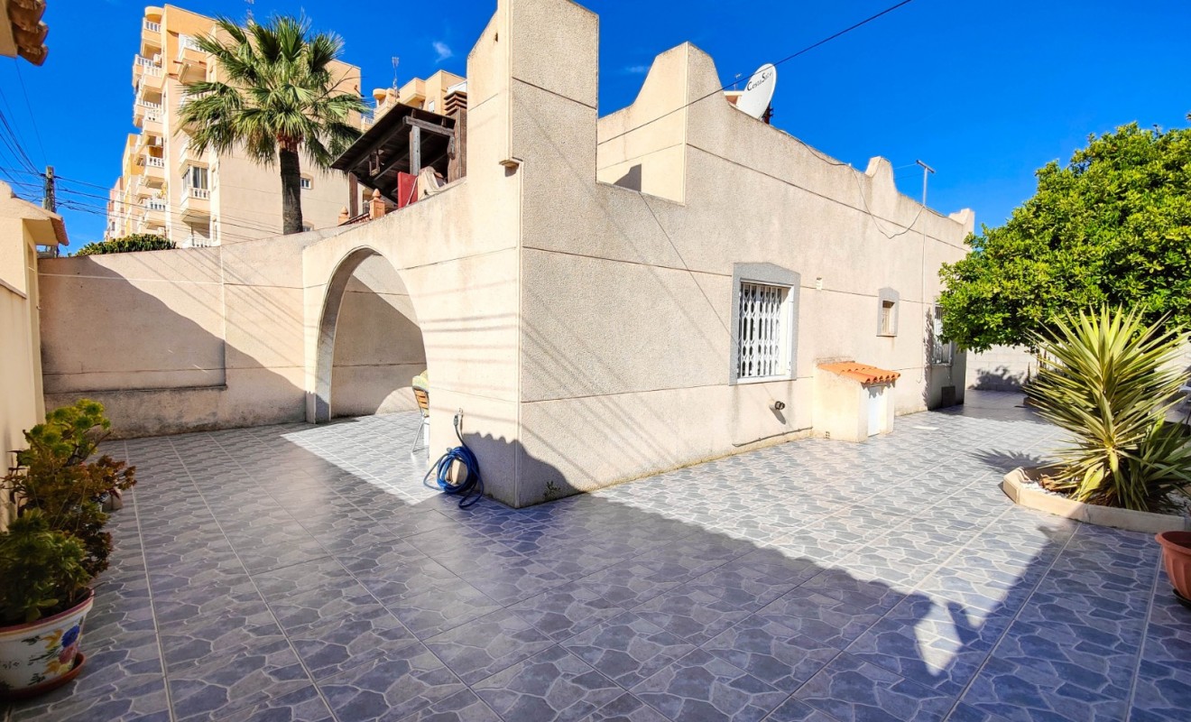 Wederverkoop - Herenhuis - Torrevieja - Nueva Torrevieja