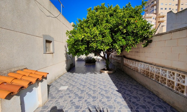 Wederverkoop - Herenhuis - Torrevieja - Nueva Torrevieja