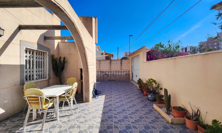 Wederverkoop - Herenhuis - Torrevieja - Nueva Torrevieja