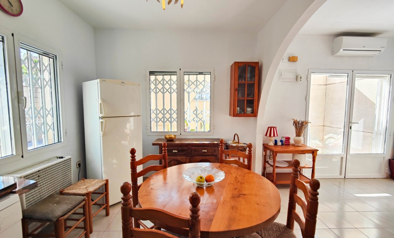 Wederverkoop - Herenhuis - Torrevieja - Nueva Torrevieja