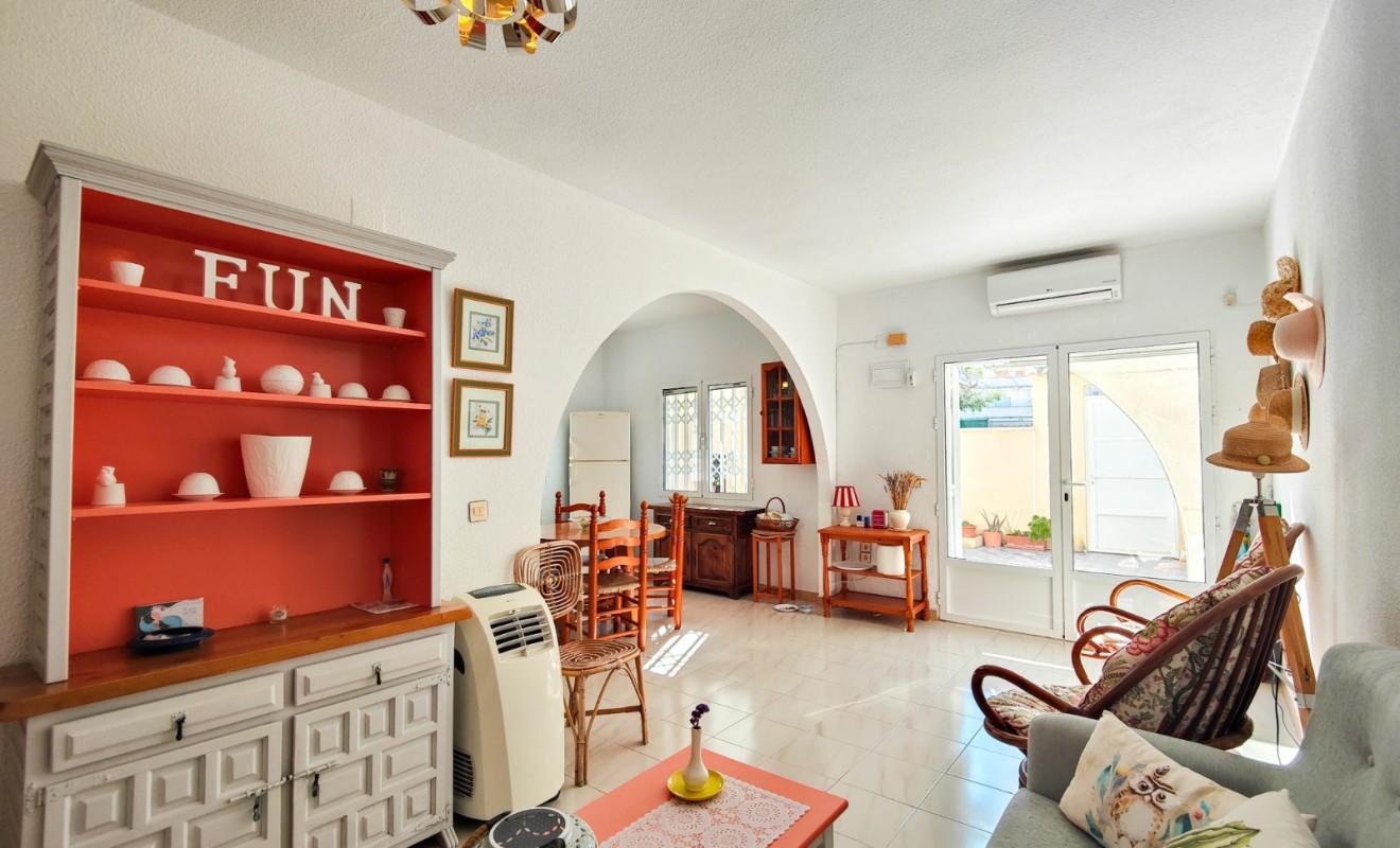 Wederverkoop - Herenhuis - Torrevieja - Nueva Torrevieja