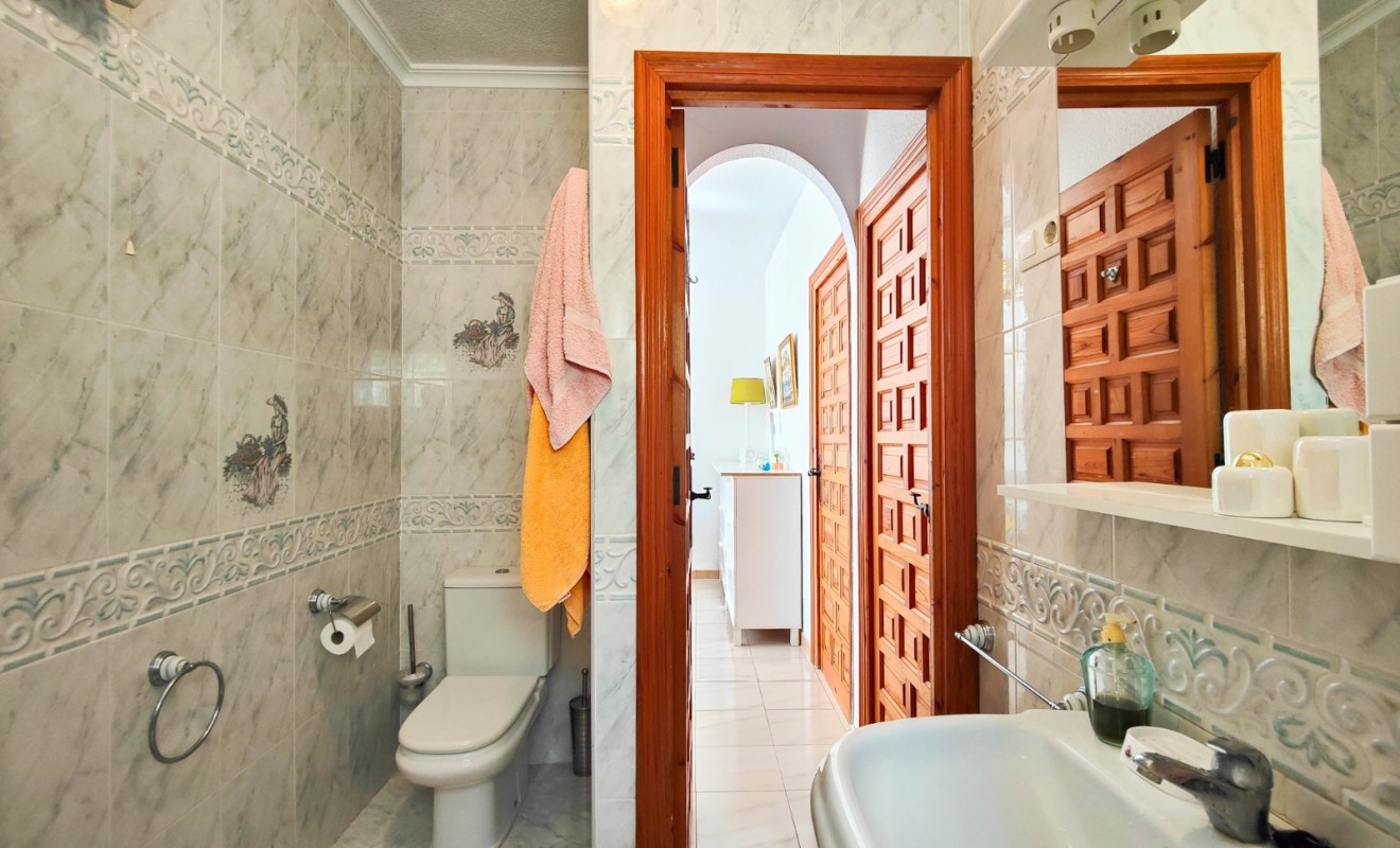 Wederverkoop - Herenhuis - Torrevieja - Nueva Torrevieja