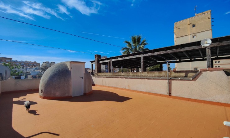 Wederverkoop - Herenhuis - Torrevieja - Nueva Torrevieja