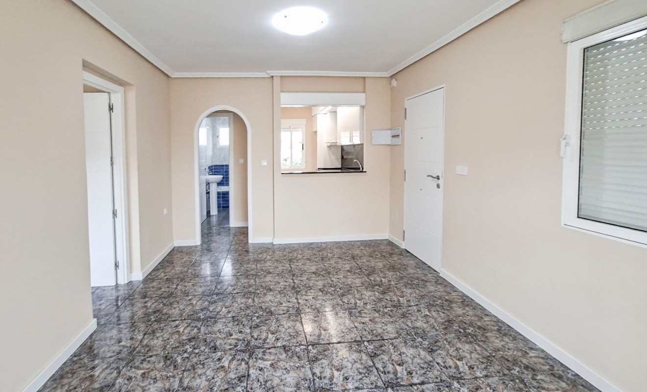 Sale - Bungalow - Orihuela Costa