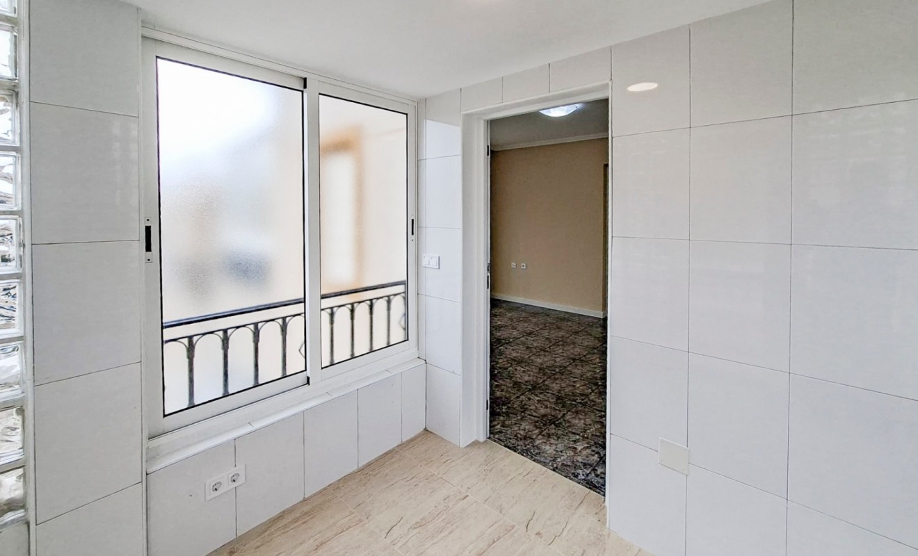 Sale - Bungalow - Orihuela Costa