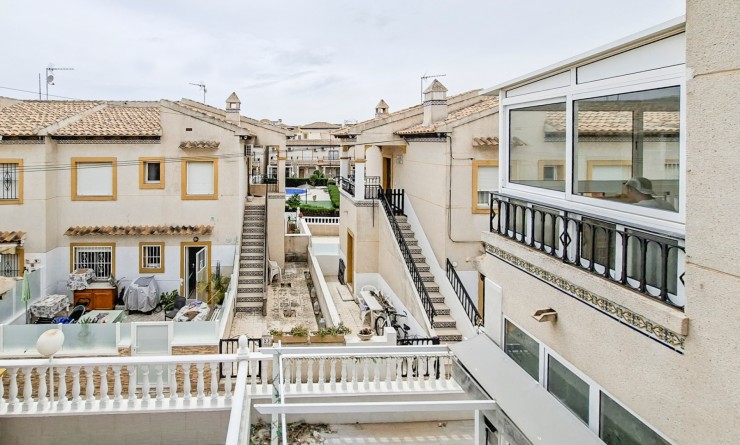 Sale - Bungalow - Orihuela Costa