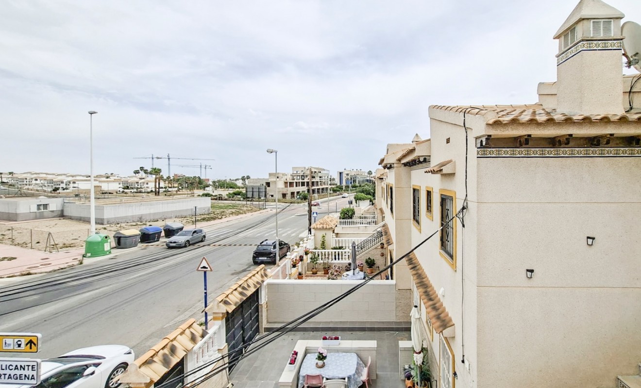 Sale - Bungalow - Orihuela Costa