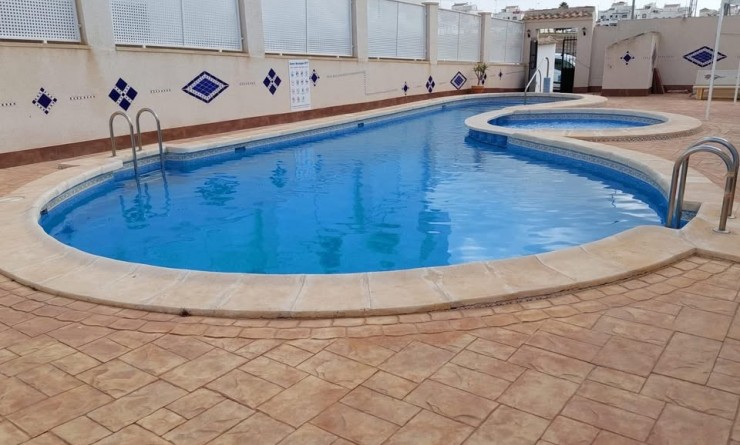 Wederverkoop - Appartement - Orihuela - Entre Naranjos Vistabella