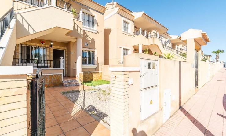 Wederverkoop - Bungalow - Orihuela Costa - Villamartín
