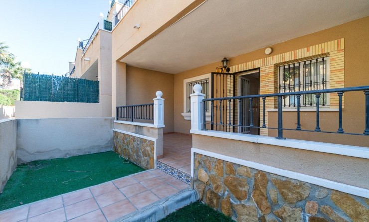 Wederverkoop - Bungalow - Orihuela Costa - Villamartín
