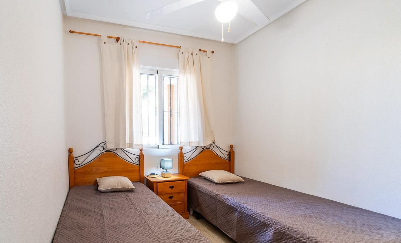 Wederverkoop - Bungalow - Orihuela Costa - Villamartín