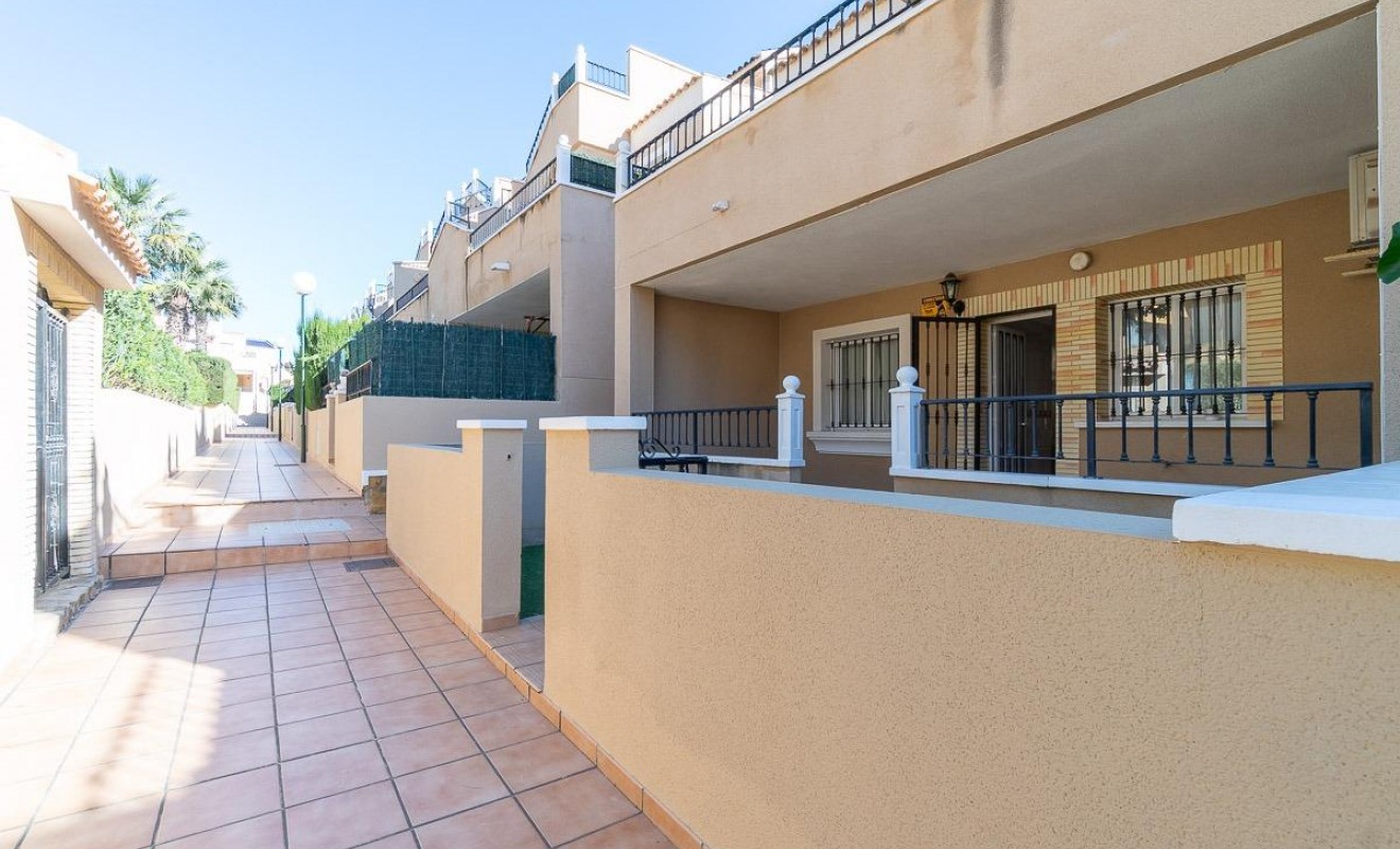 Wederverkoop - Bungalow - Orihuela Costa - Villamartín
