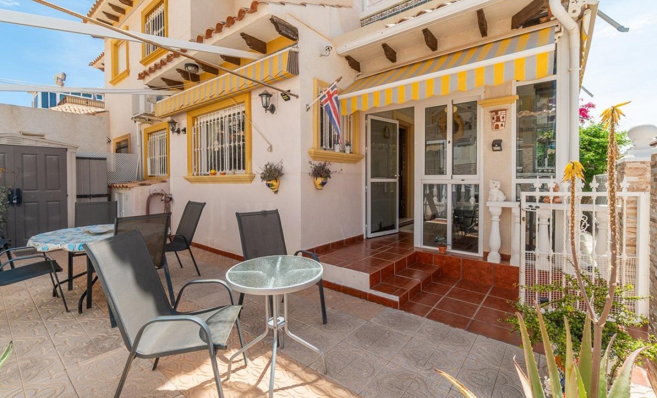 Sale - Terraced house - Orihuela Costa - Playa Flamenca