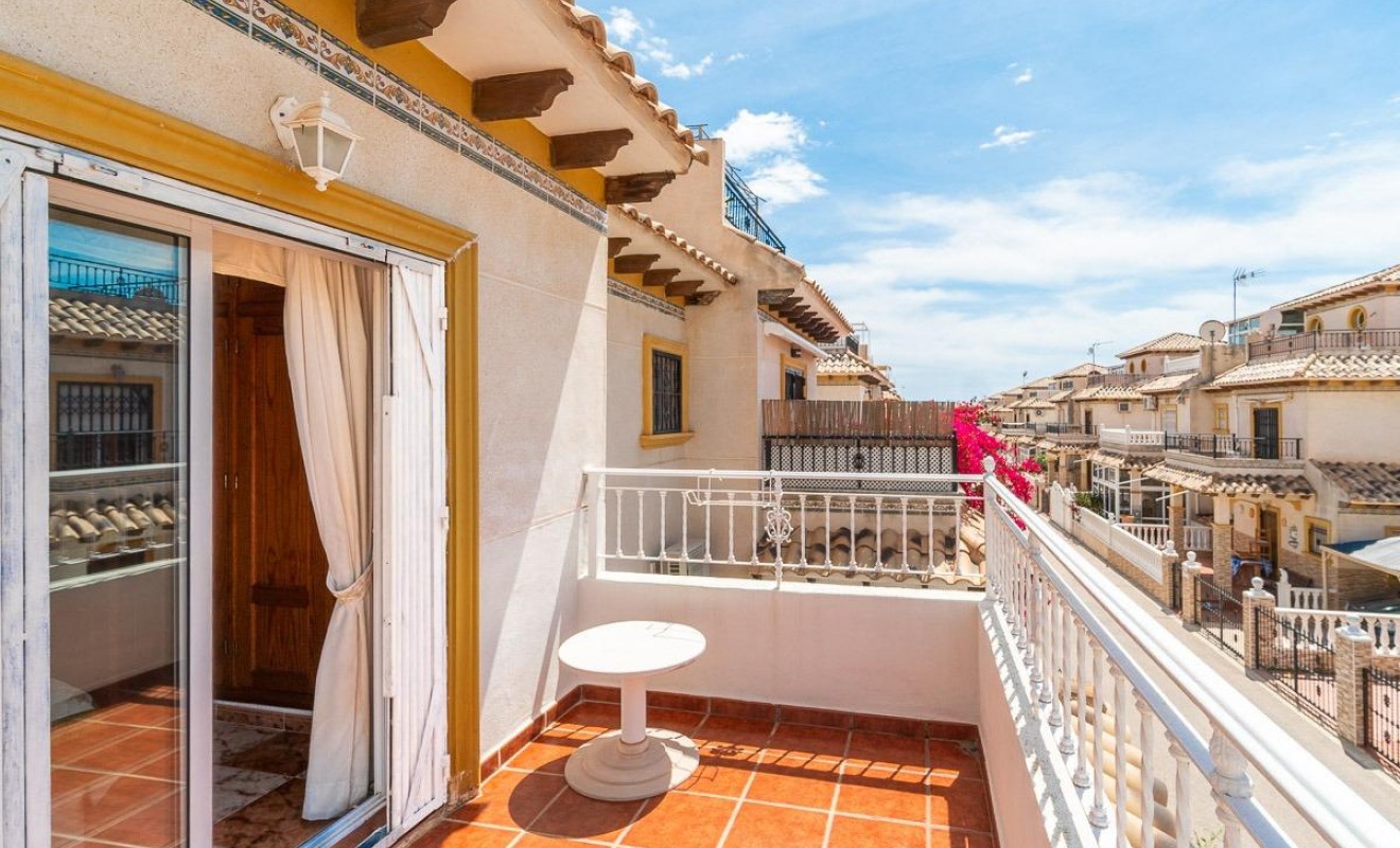 Sale - Terraced house - Orihuela Costa - Playa Flamenca