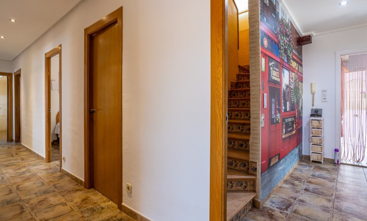 Sale - Detached villa - Elche - La Hoya