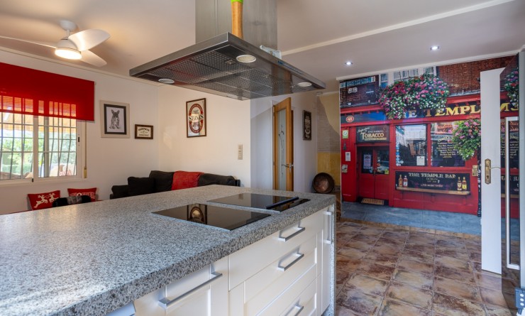 Sale - Detached villa - Elche - La Hoya