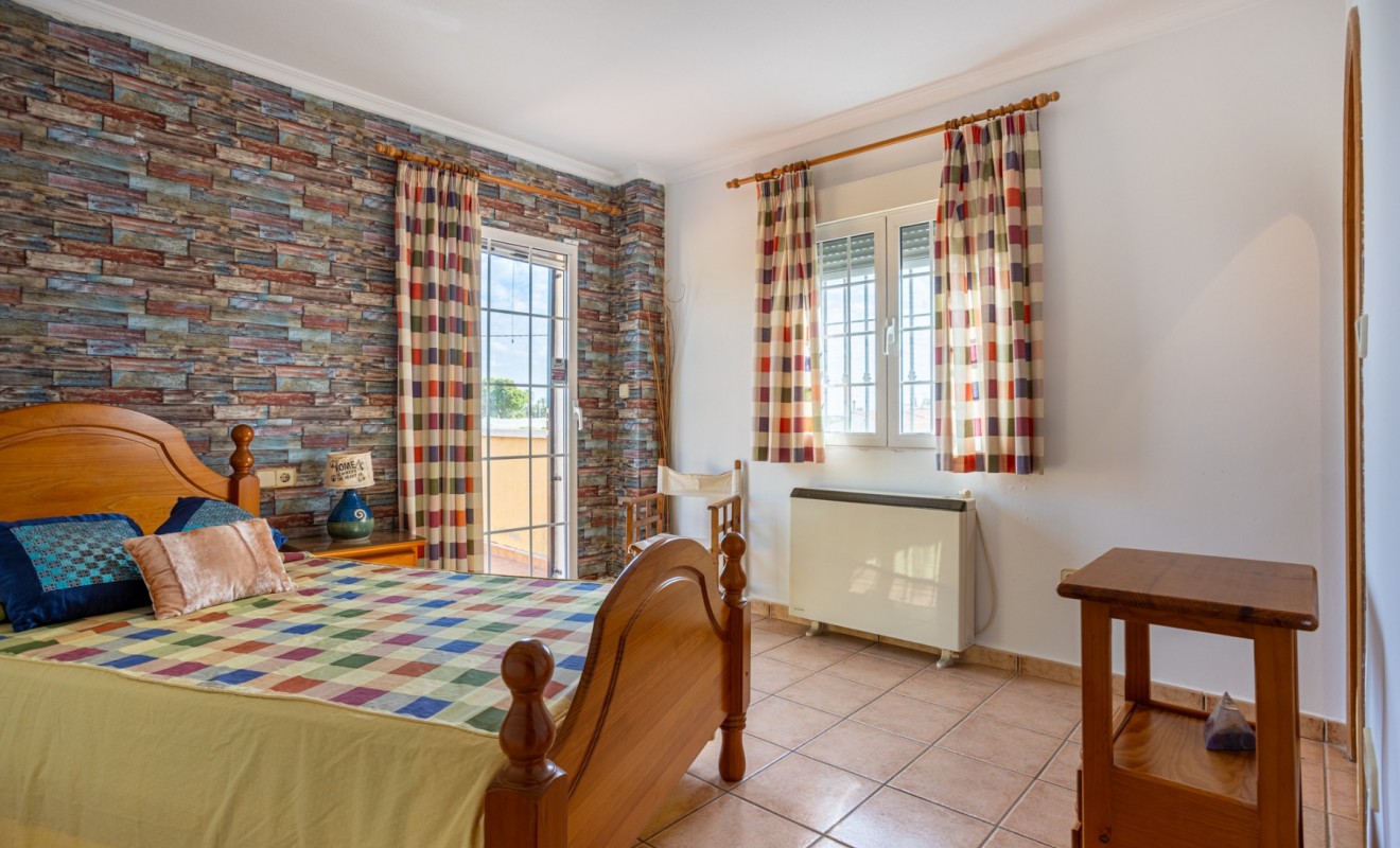 Sale - Detached villa - Elche - La Hoya