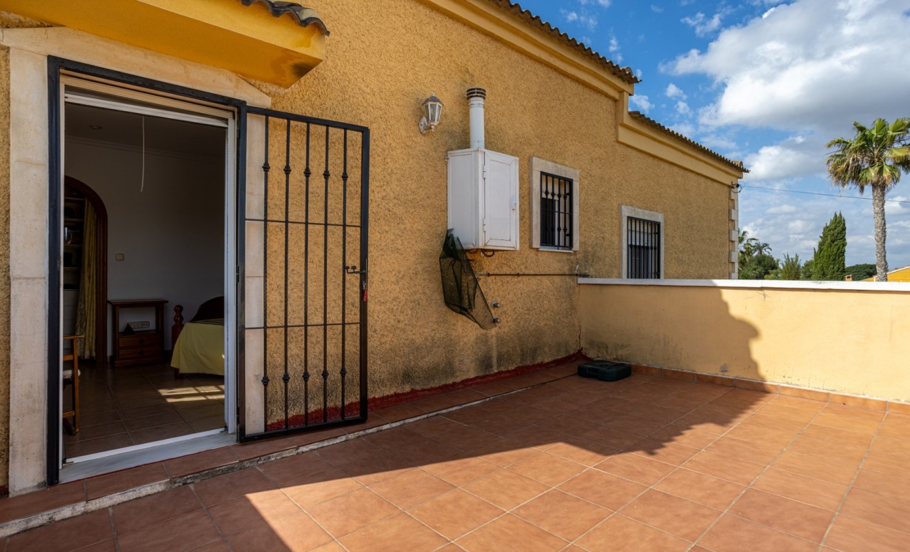 Sale - Detached villa - Elche - La Hoya