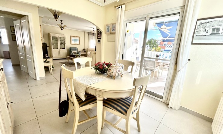 Sale - Villa - Pinar de Campoverde