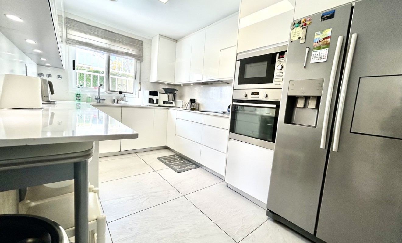 Sale - Villa - Pinar de Campoverde