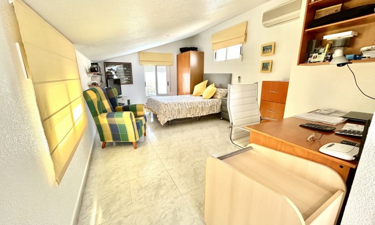 Sale - Villa - Pinar de Campoverde