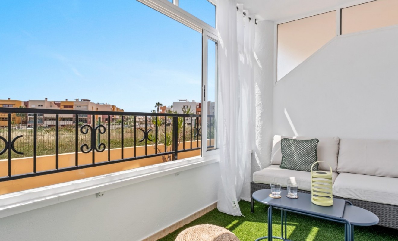 Sale - Apartment - Orihuela Costa - La Florida