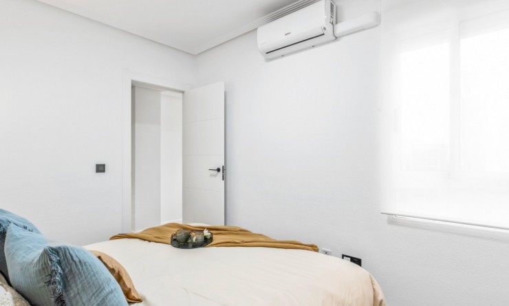 Sale - Apartment - Orihuela Costa - La Florida