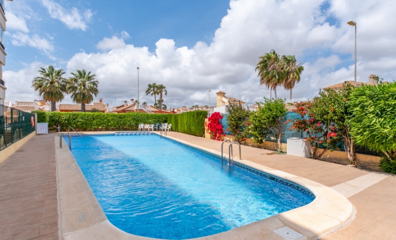 Sale - Apartment - Orihuela Costa - La Florida