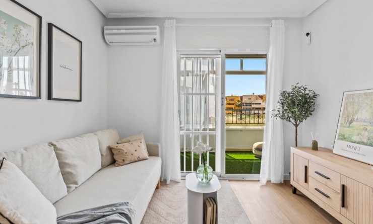 Sale - Apartment - Orihuela Costa - La Florida