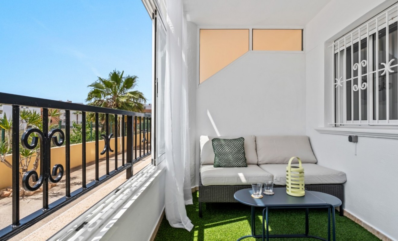 Sale - Apartment - Orihuela Costa - La Florida