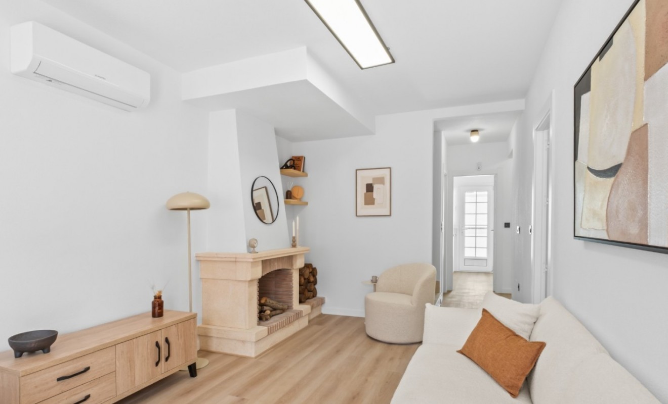 Sale - Detached villa - Orihuela Costa - Villamartín