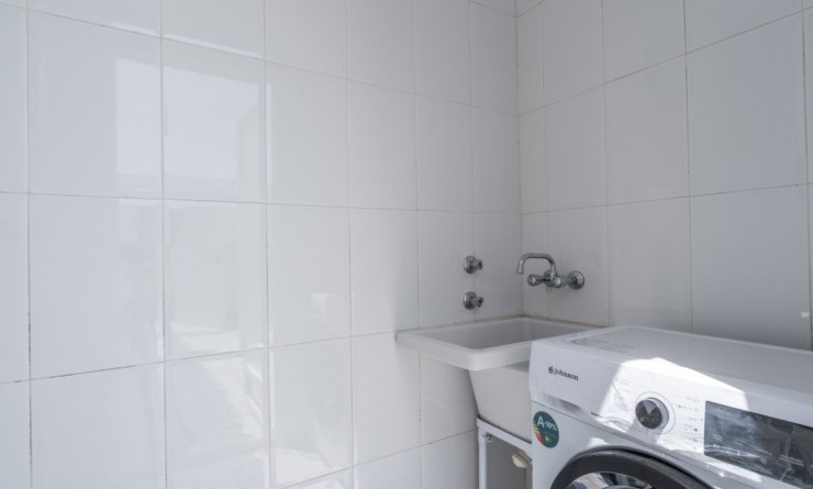 Sale - Detached villa - Orihuela Costa - Villamartín