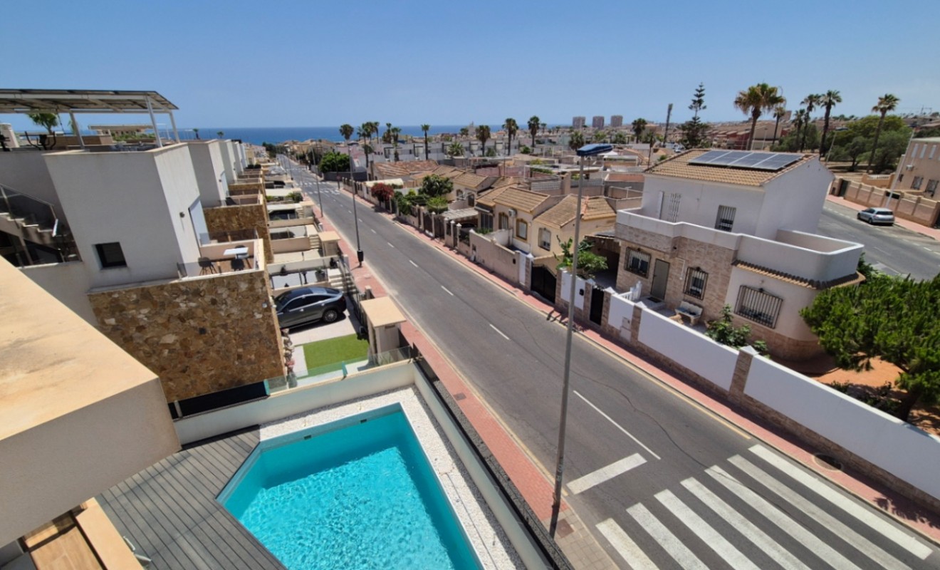 Sale - Villa - Torrevieja - Costa Blanca Sur