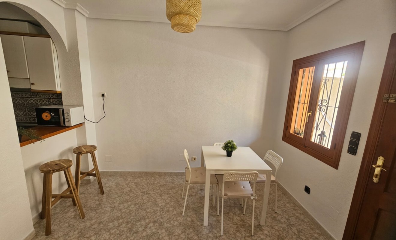 Sale - Apartment / flat - Orihuela Costa - Playa Flamenca