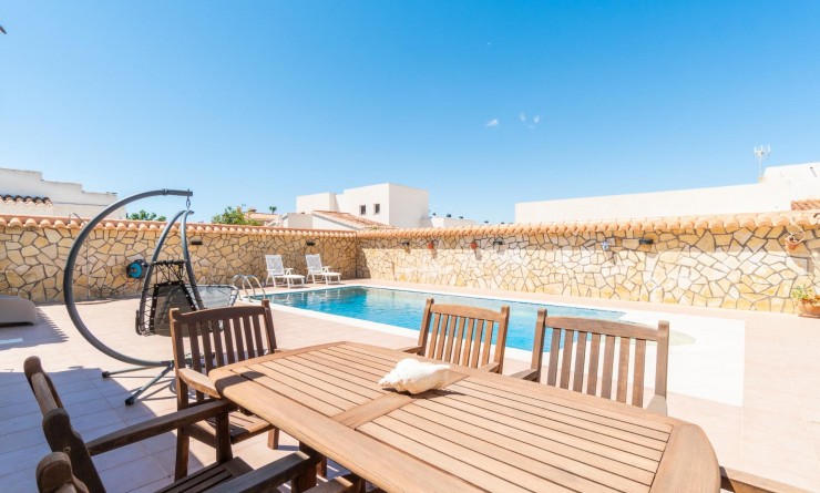 Wederverkoop - Villa - Torrevieja - Torreta florida