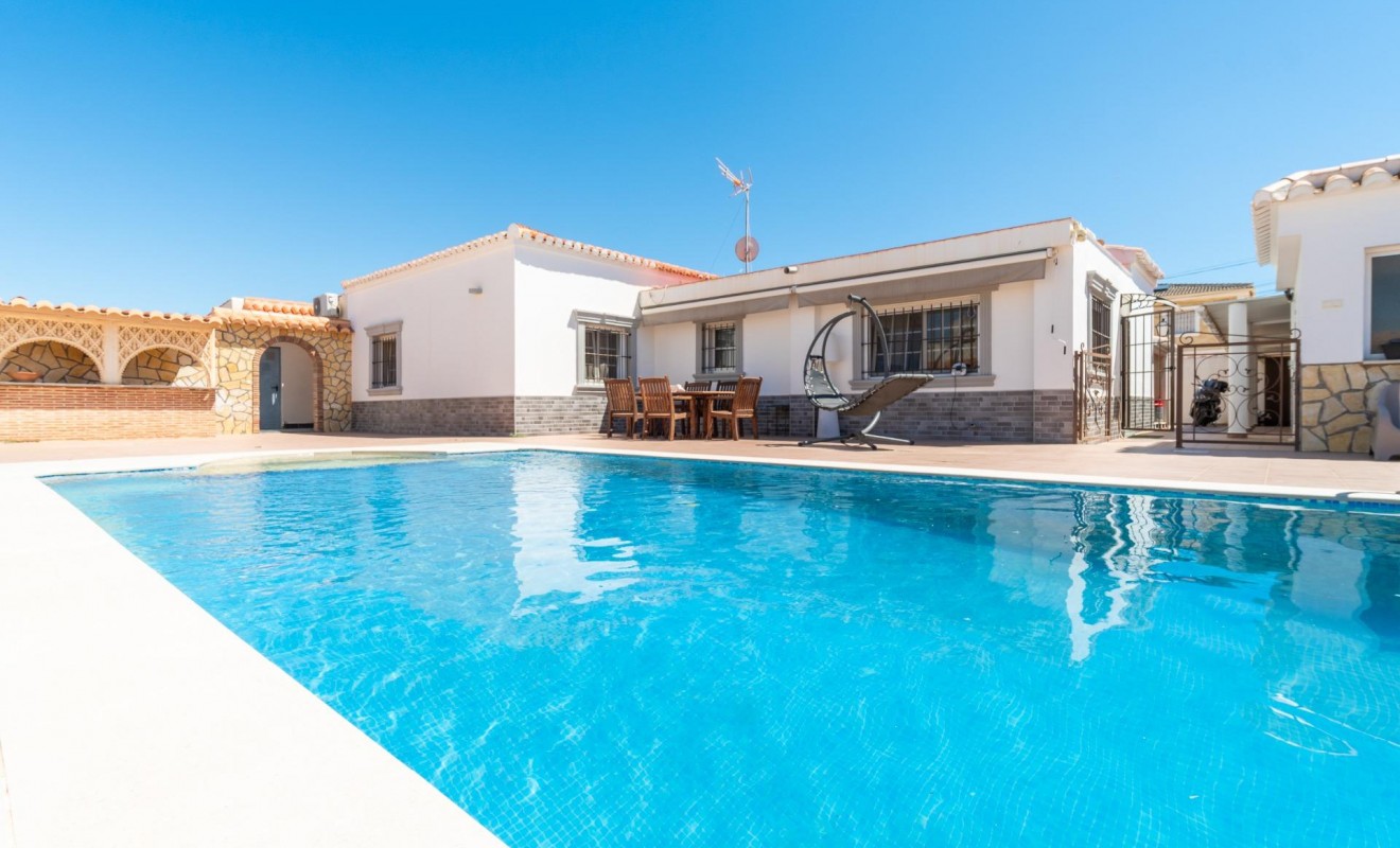 Wederverkoop - Villa - Torrevieja - Torreta florida