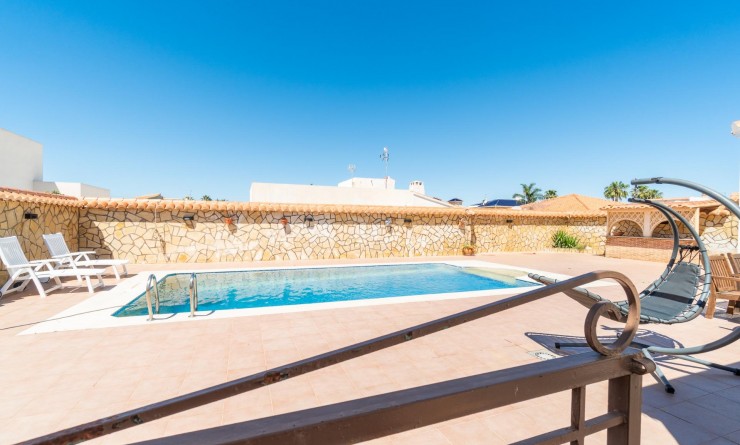 Wederverkoop - Villa - Torrevieja - Torreta florida