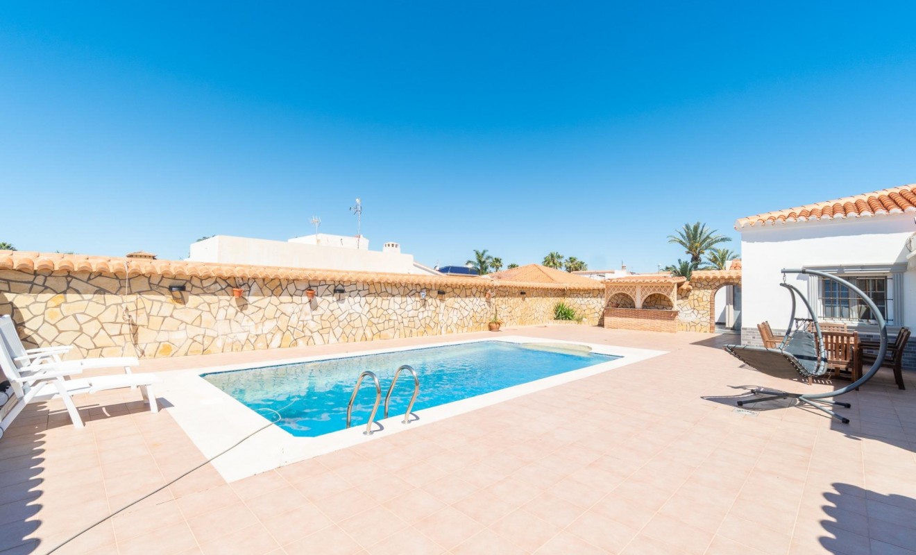 Wederverkoop - Villa - Torrevieja - Torreta florida